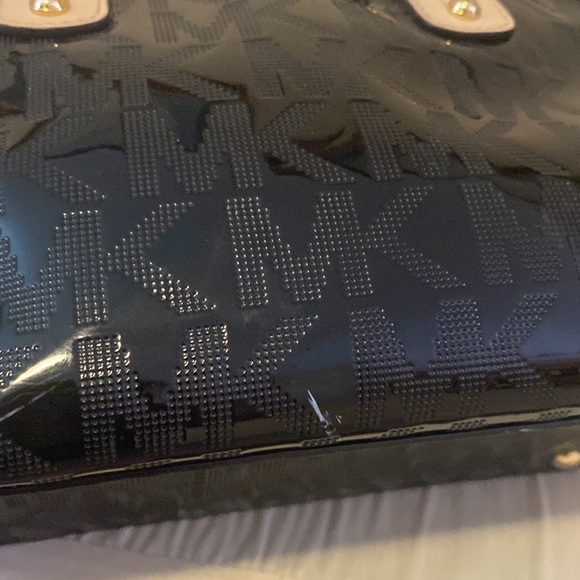 Michael Kors black patent shiny monogram bag - Picture 7 of 16